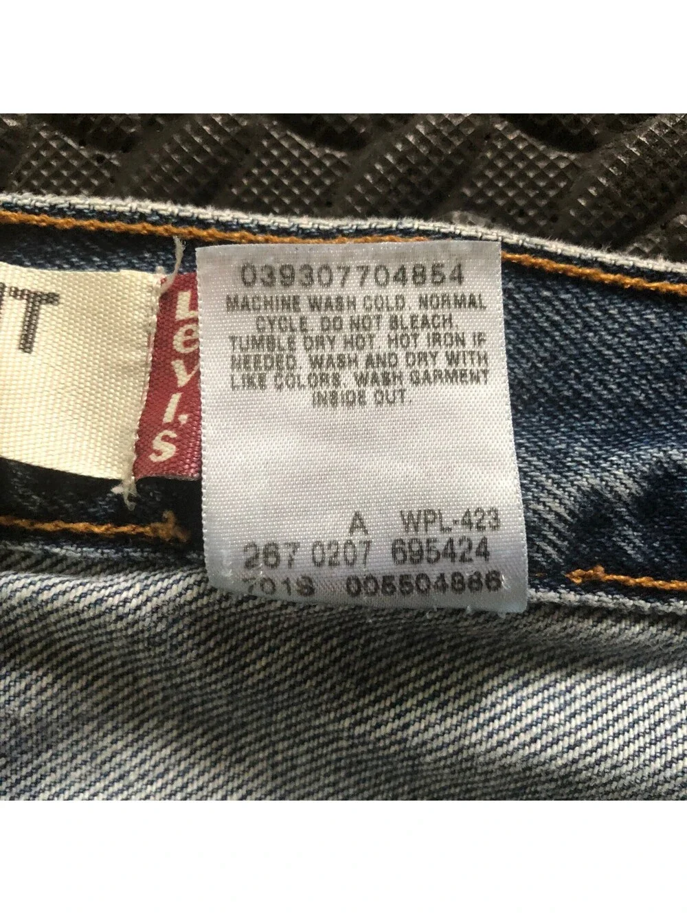Levis these preloved